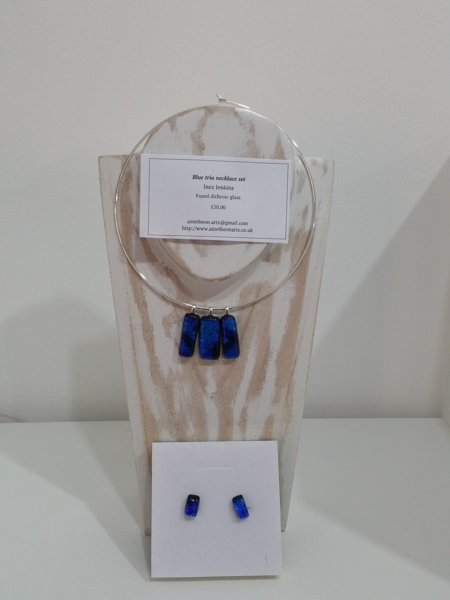 Blue Trio necklace set by Inez Jenkins 