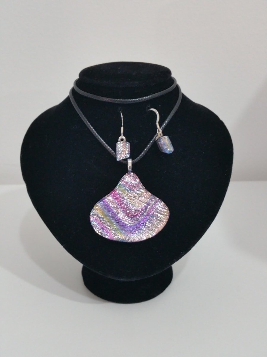 Tear Drop Dichroic Glass Pendant set. by Inez Jenkins 