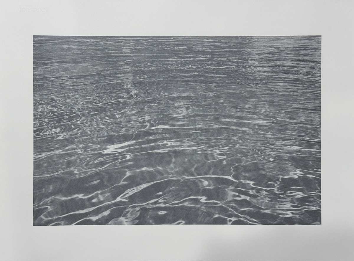 Liquid 002 - Metallic by Yichen Ji, Image 1.