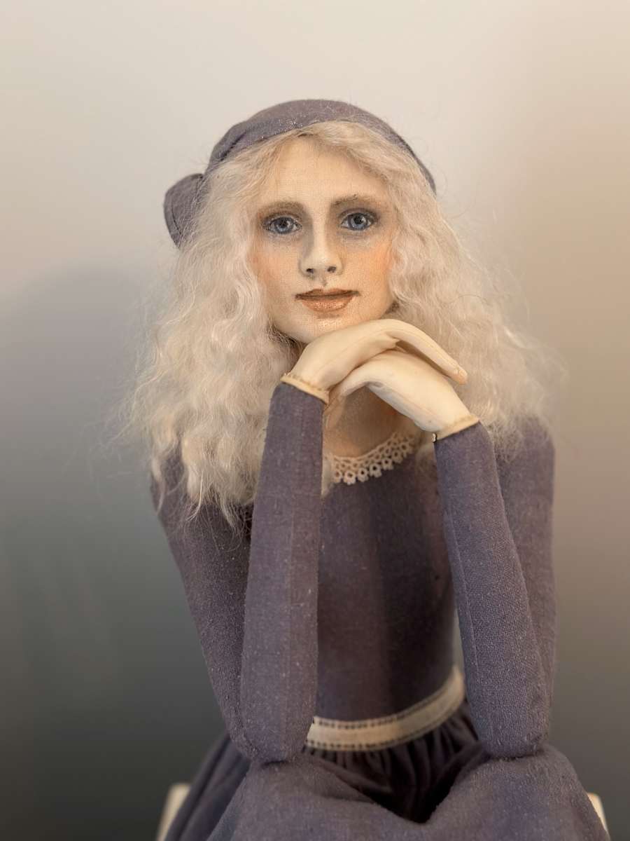 Elin by Ann Hord-Heatherley, Image 1.