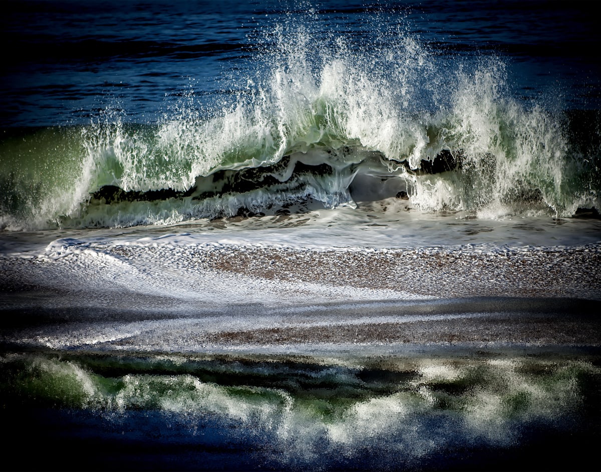 Ocean Waves Hello by Kimberly Adamis 