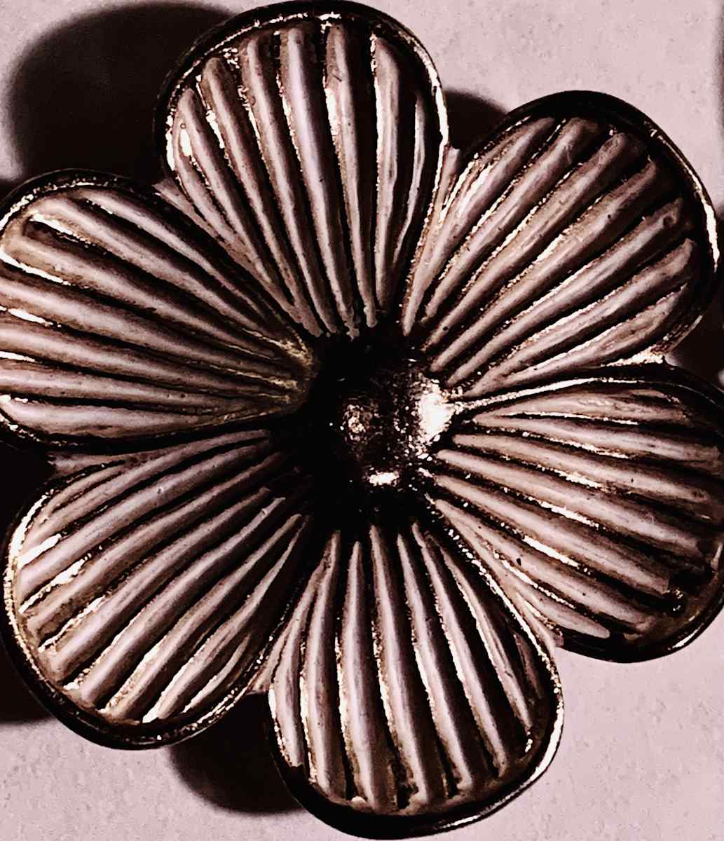 Flower by Tyler Hawthorne, Image 10.