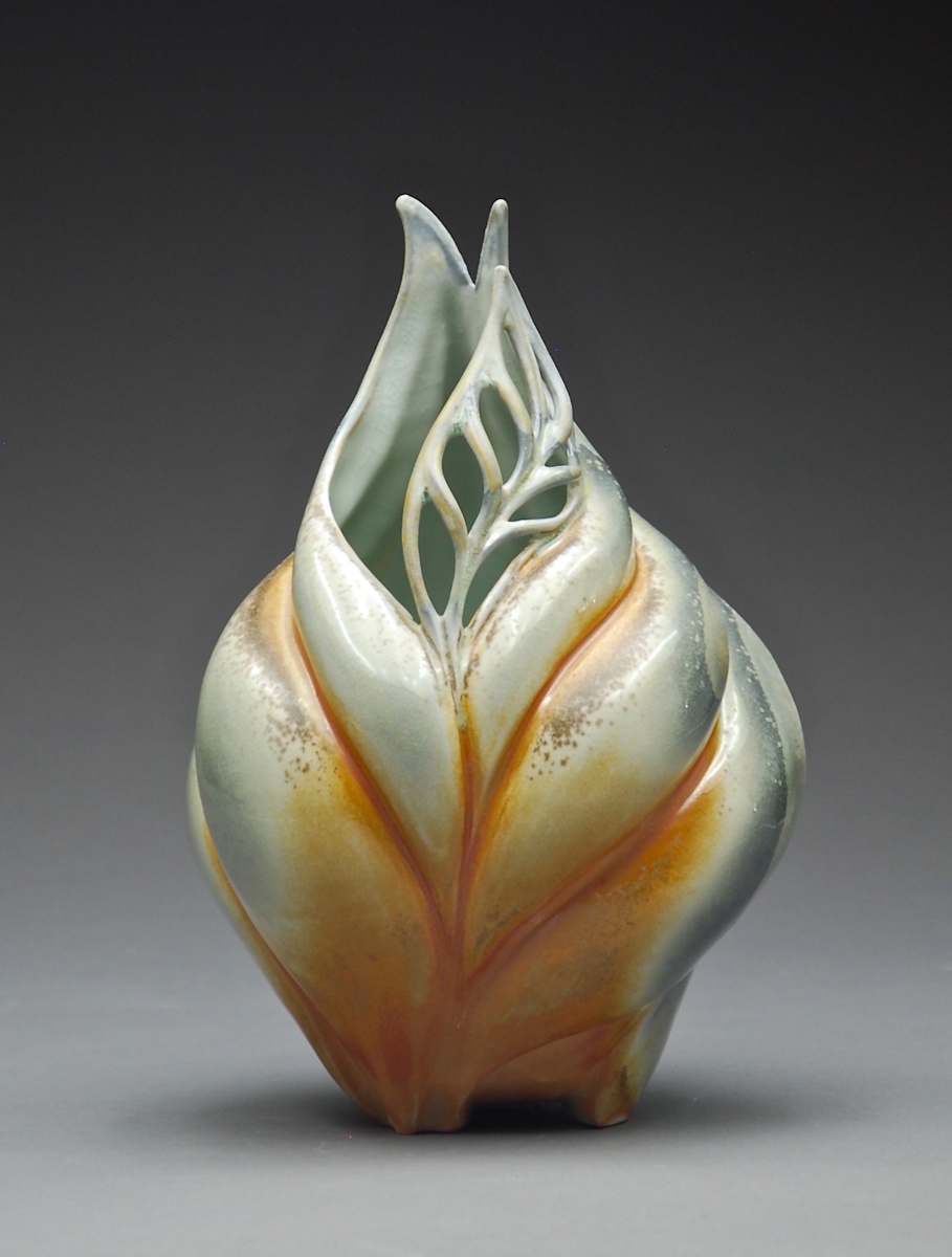 Sonder by Hanna Traynham 