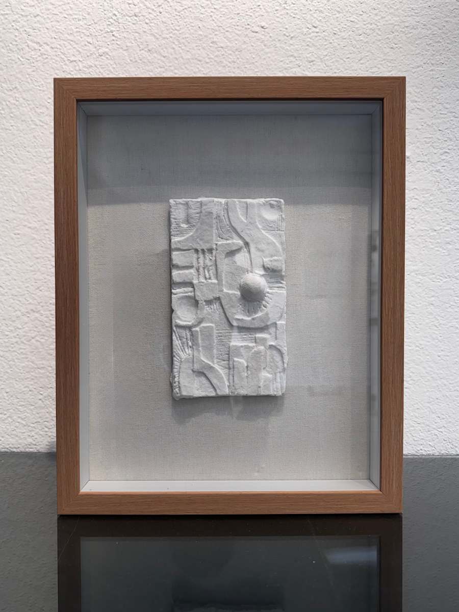 Undercurrents blanche by Kippi Leonard, Image 2.