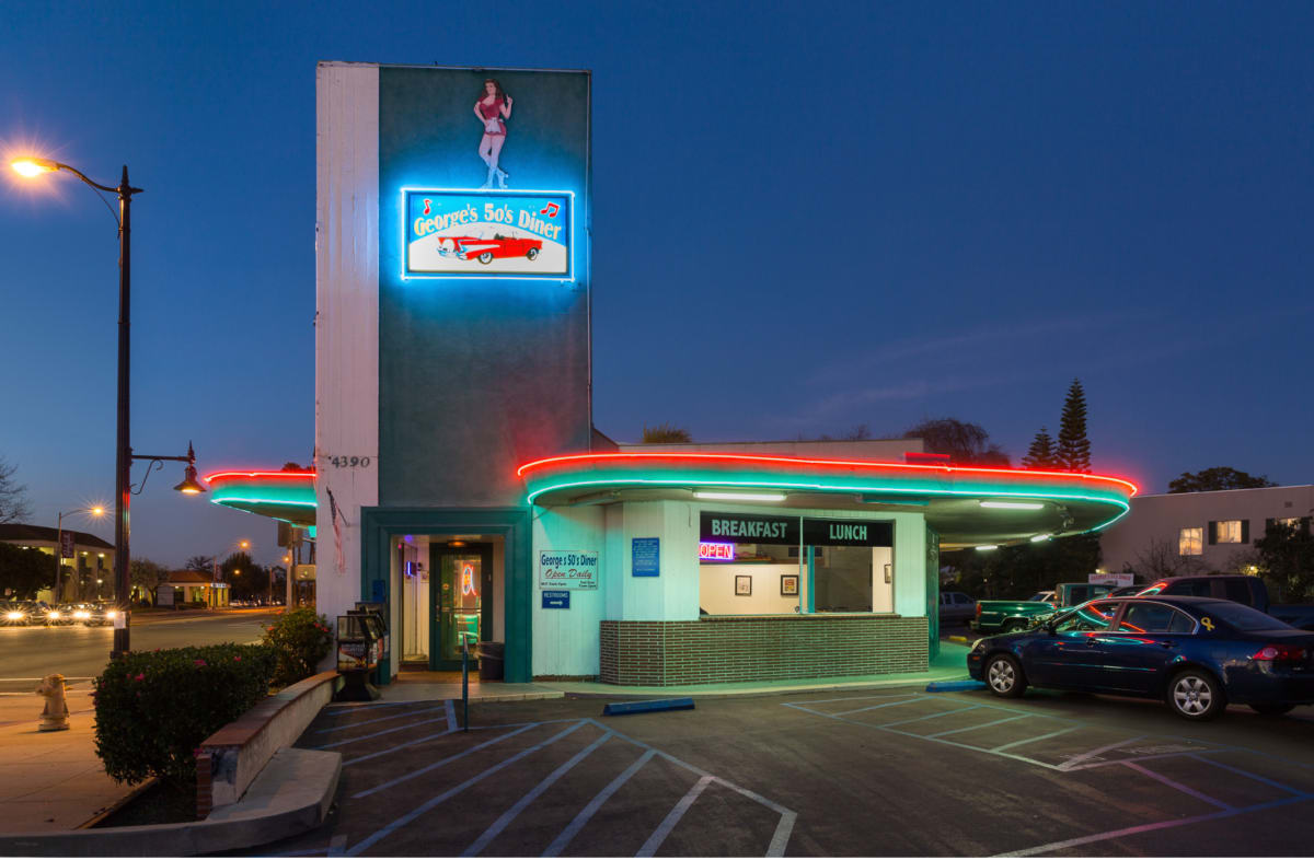 George's 50s Diner by Ashok Sinha  Image: Los Angeles, California 
Architect: Wayne McAllister 
Year of Completion: 1950
