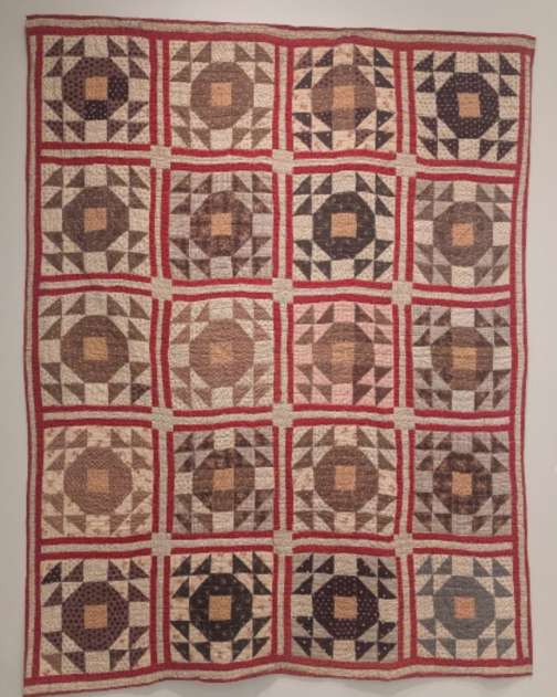 “Hole in the Barn Door” Pattern Quilt, nineteenth century 