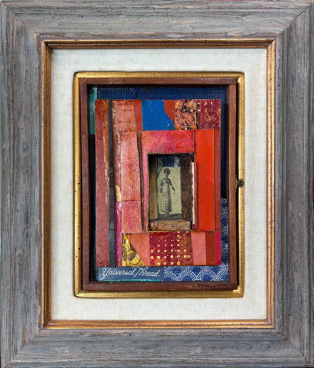 Universal Thread by Martin Delabano 