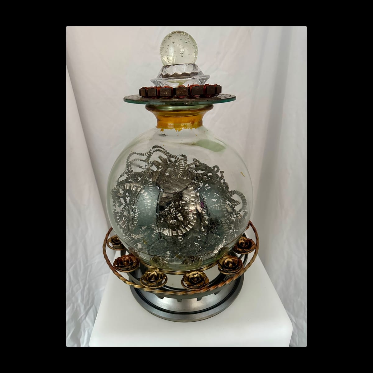 Queen by Zena Stetka Howe, Image 1.