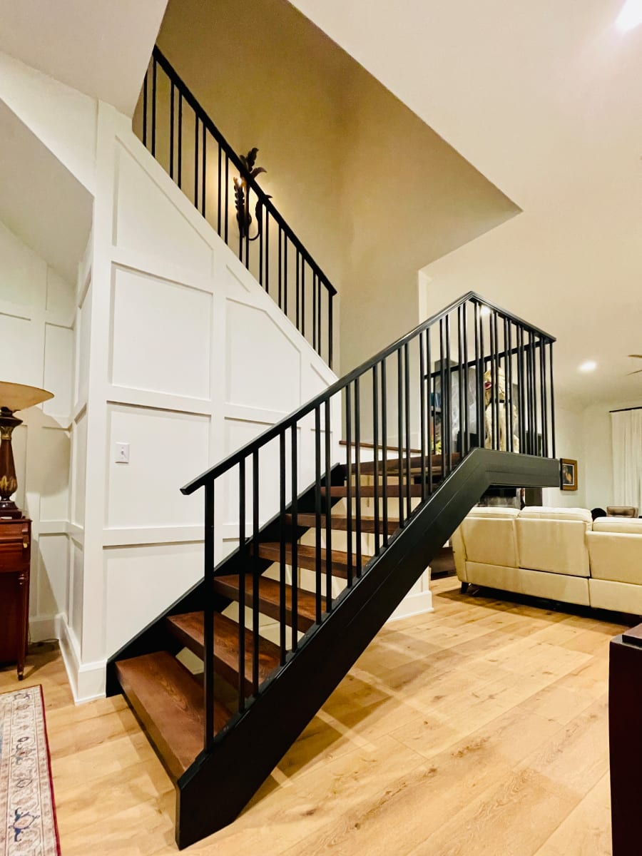 Floating Staircase and Handrails 