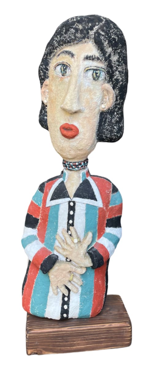 Matriarca by Carmen Cajal Biescas 