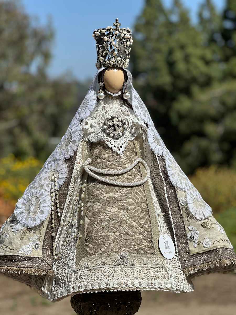 Santísima Virgen María by Susana Ramos 