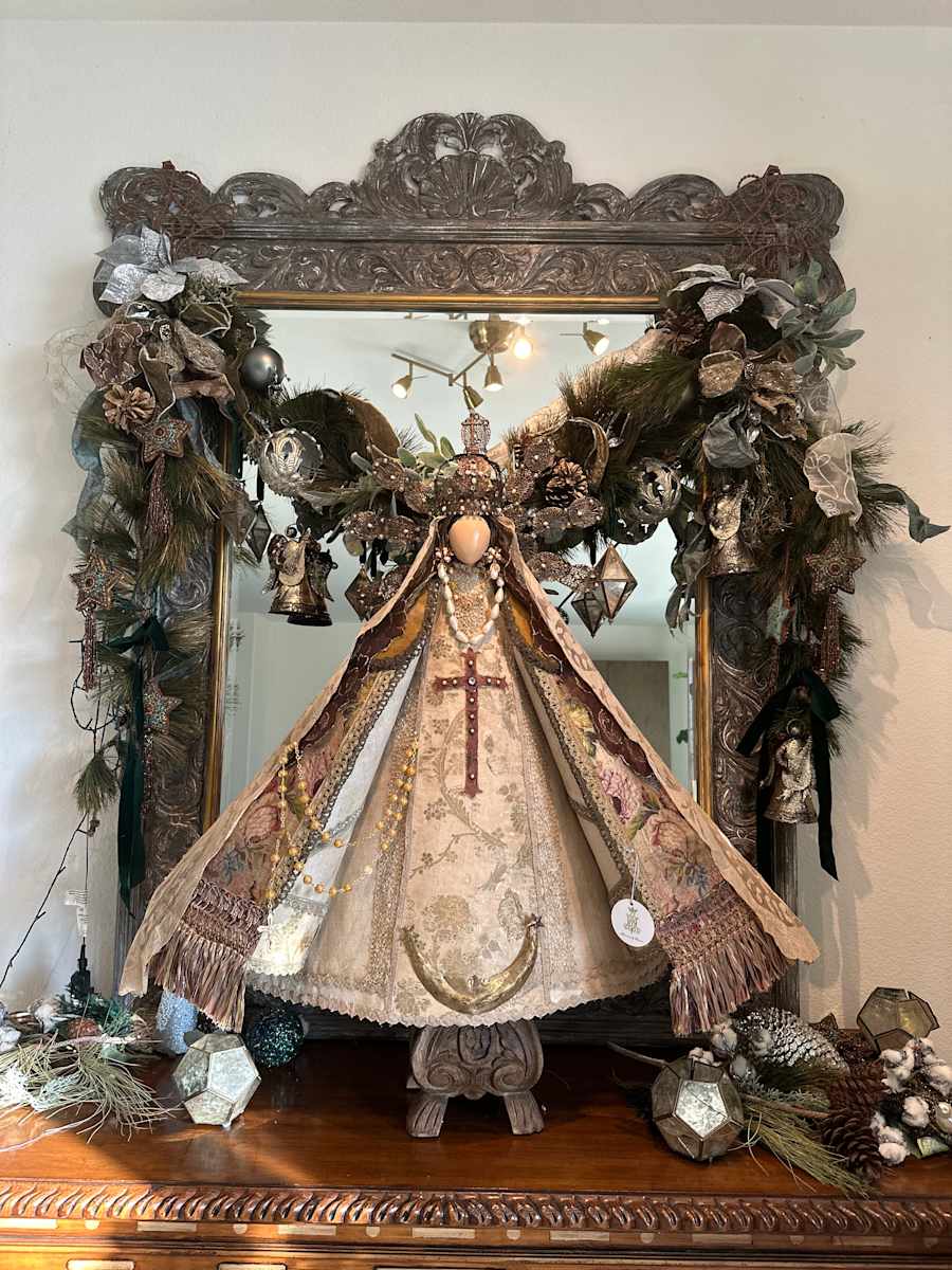 Virgen by Susana Ramos 