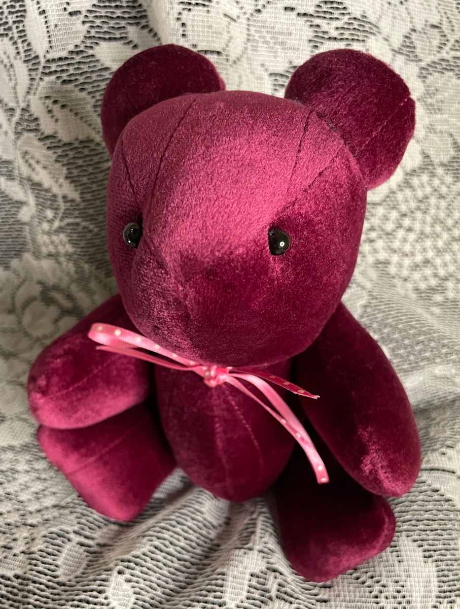Velveteen Sachet Bear, Medium, Red by Susan Detroy 