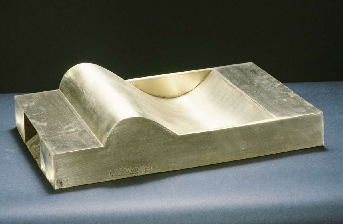 Displaced Wave by William Underhill, Image 1.