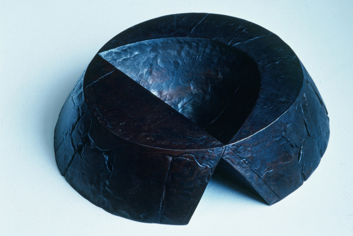 Flat Luna in Iron by William Underhill 