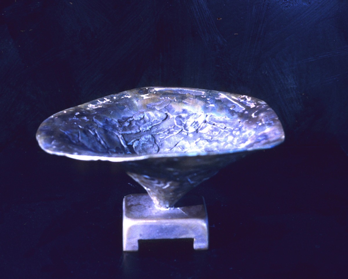 Small Flaring Form on Platform by William Underhill 