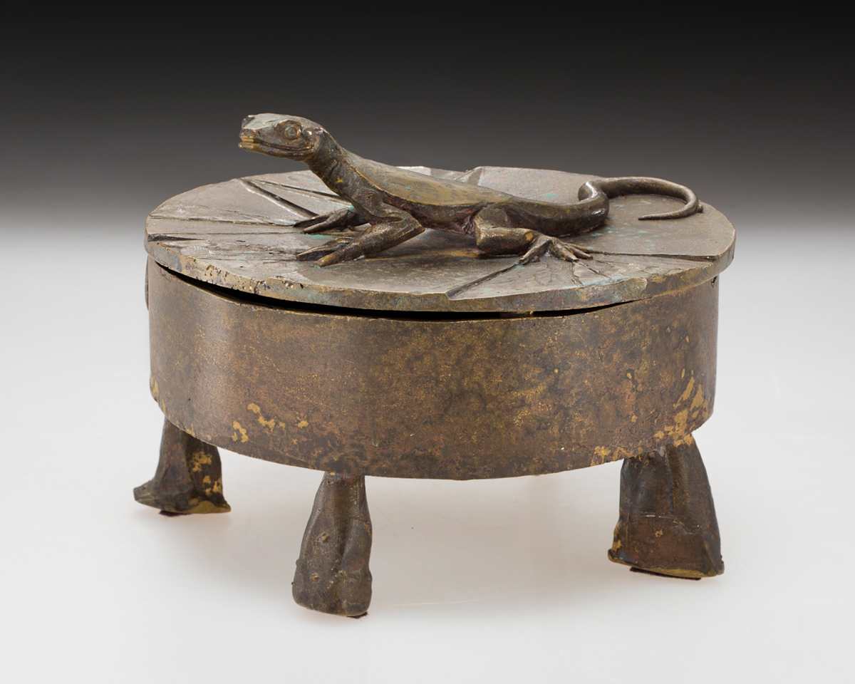 Lizard Pot by William Underhill 