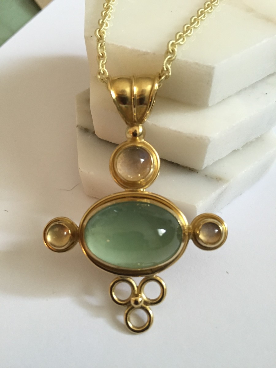 'Beth's Pendant' - Gold-Set Aquamarine Cabochon with Moonstones by Hollis Bauer 