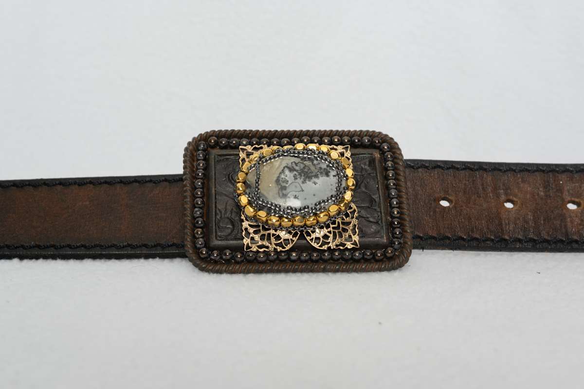 Buckles #7 by Kelly Nygard, Image 2.