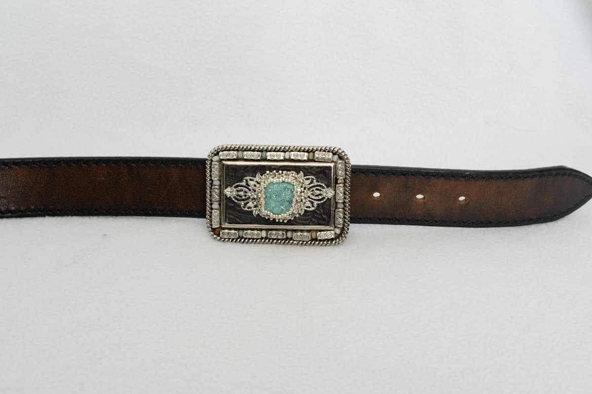 Buckles #4 by Kelly Nygard, Image 1.