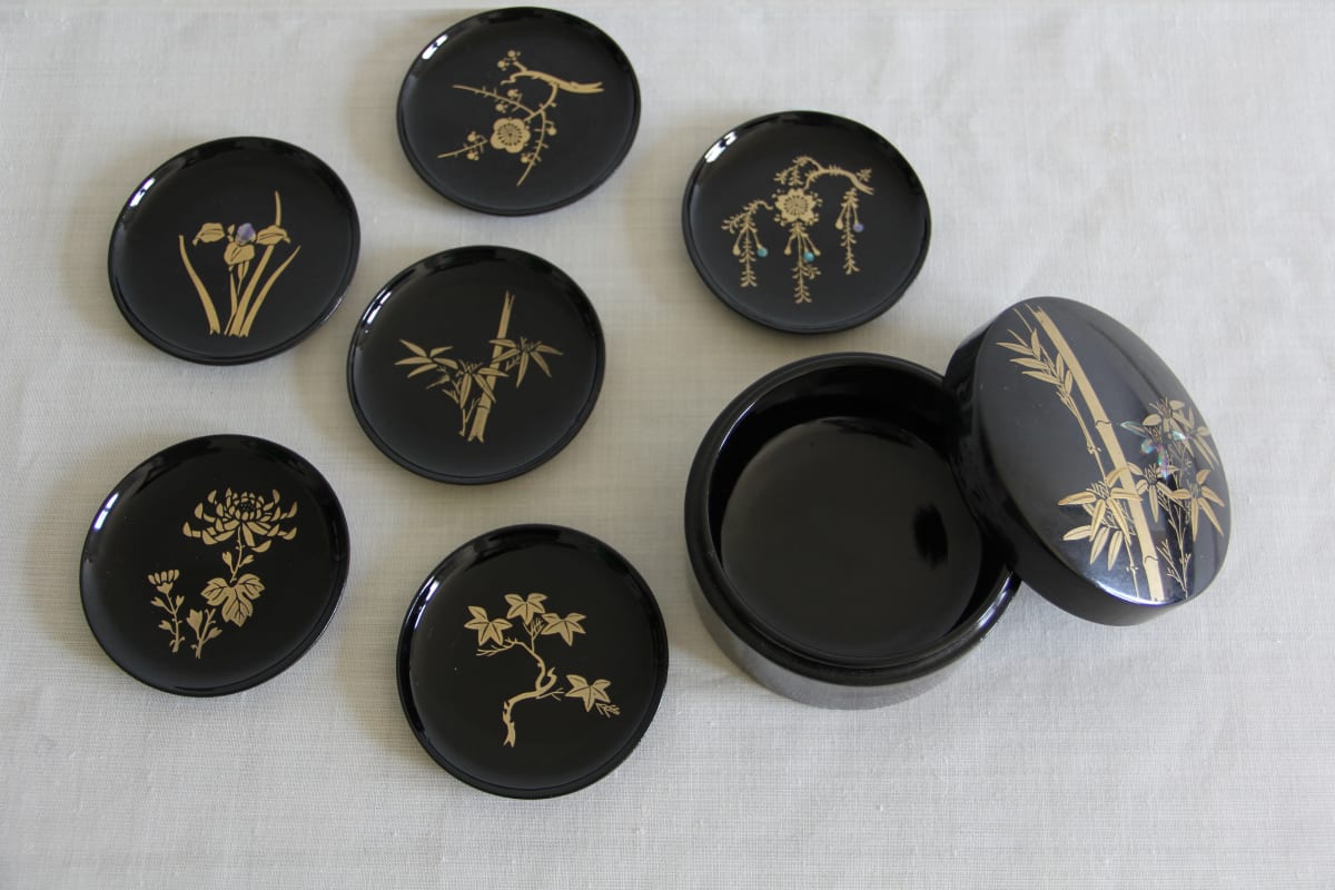 Small Maki-e lacquer box 