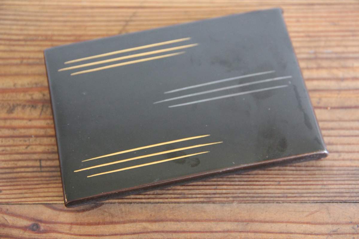 Cigarette case, Image 1.