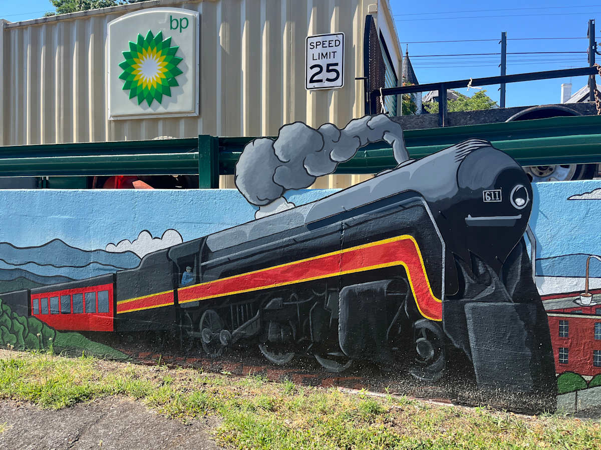 611 Train Mural by Andrew Williams, Image 1.
