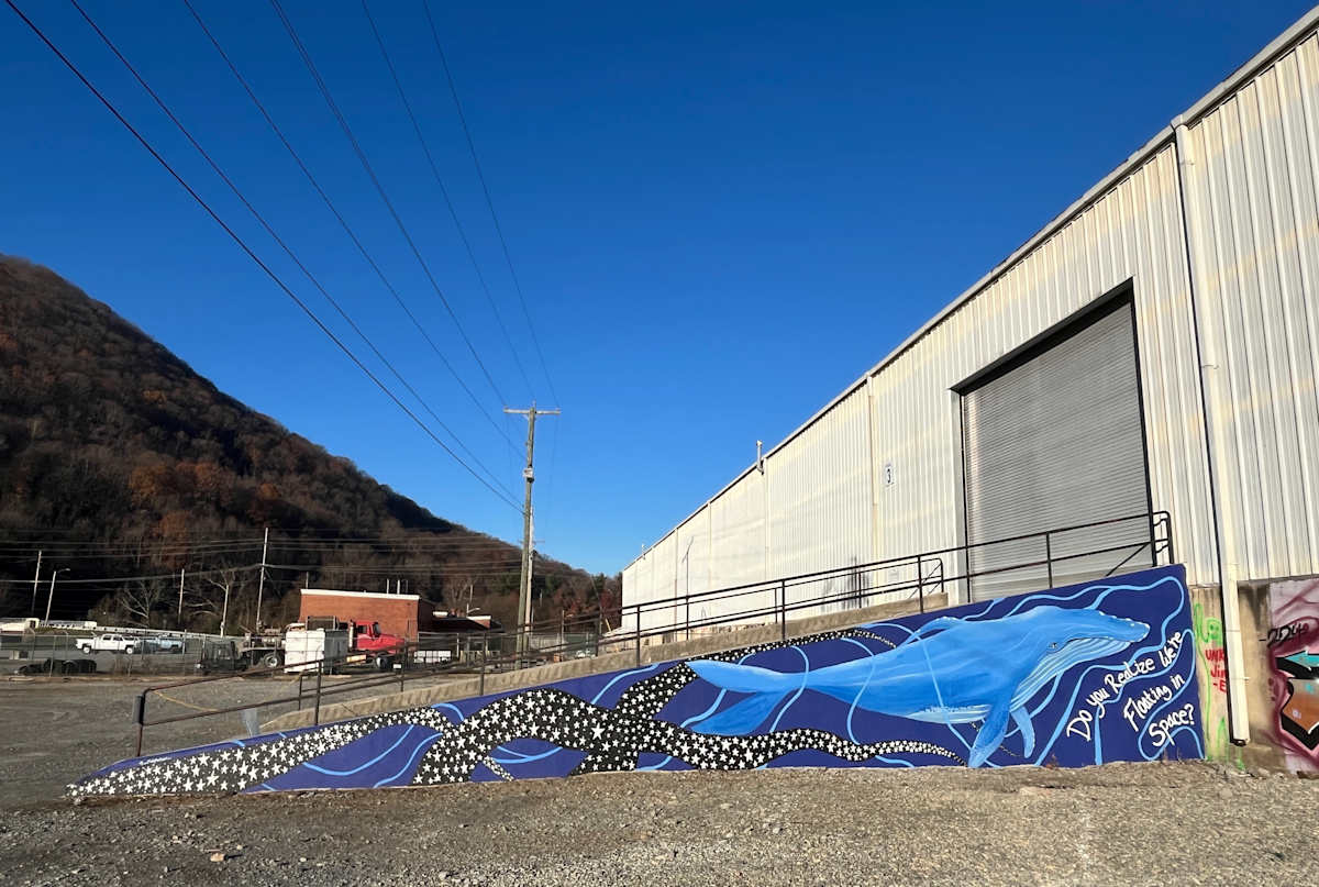 Free Wall Mural, Image 1.