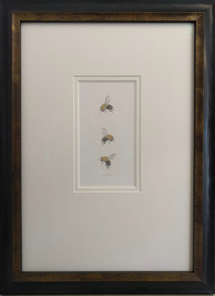 Tree BumbleBee 3.5e by Louisa Crispin, Image 1.
