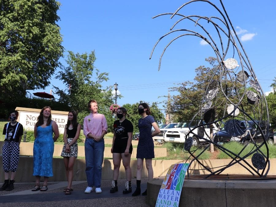 Young Sculptor's Project, Image 1.