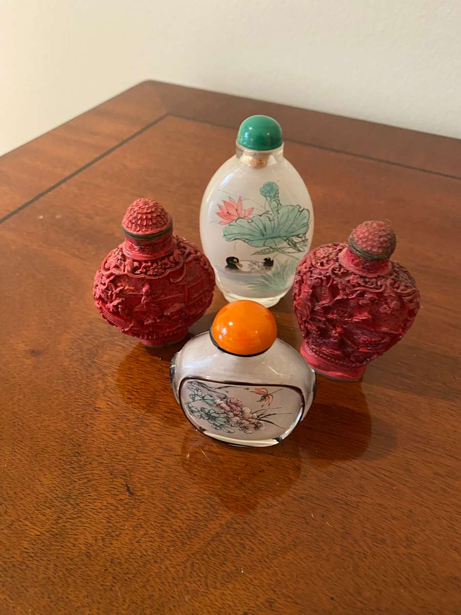 Collection of 4 Snuff Bottles, Image 11.