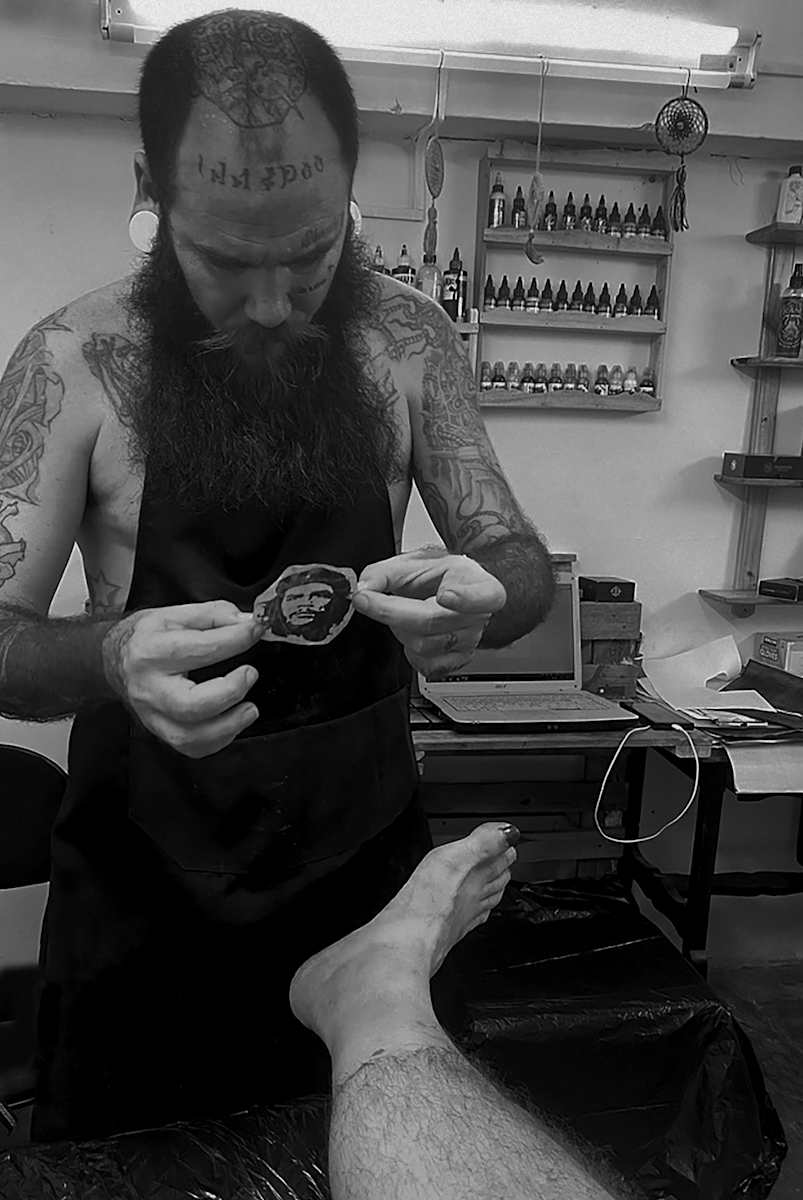 Tattoo in Havana: Brilliant? by Kenneth Davis, Image 1.