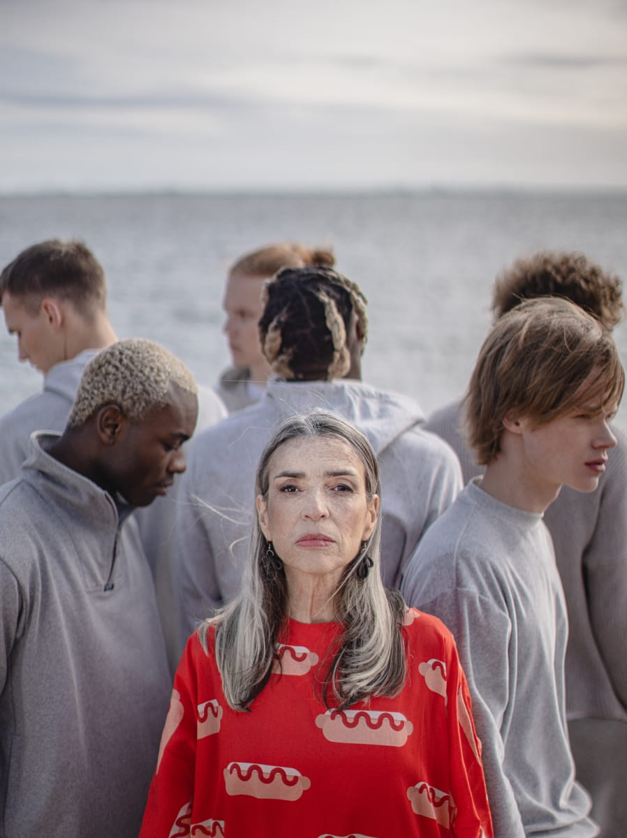 Bright Spot, Image 1.