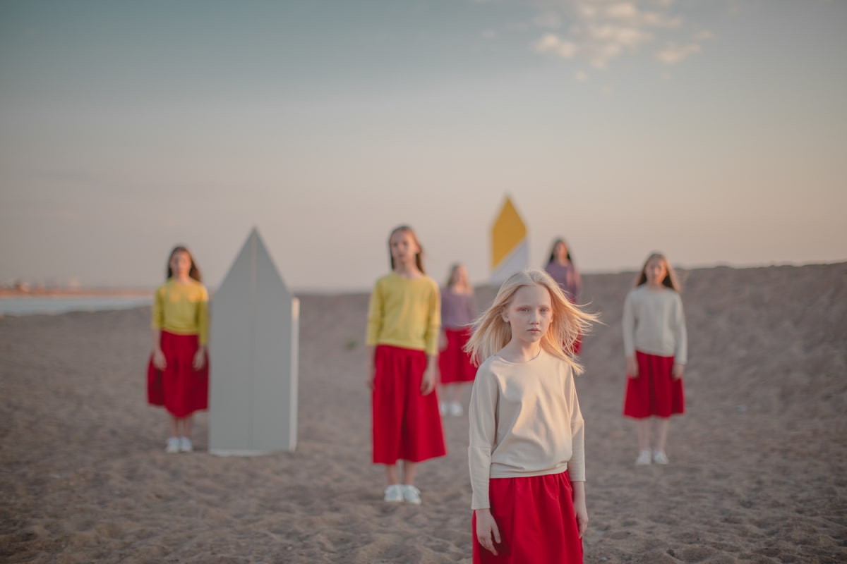 Nomads by Dasha Pears  Image: Finding your place in life is never easy. There are so many ways to choose from. Should you be normal and simply fit in? Or should you search for your own path, no matter how hard and bumpy it might be? This is the story about growing up and searching for a home. A story about choosing between simply following directions and doing your own thing. A story about sisterhood and supporting each other along the journey.