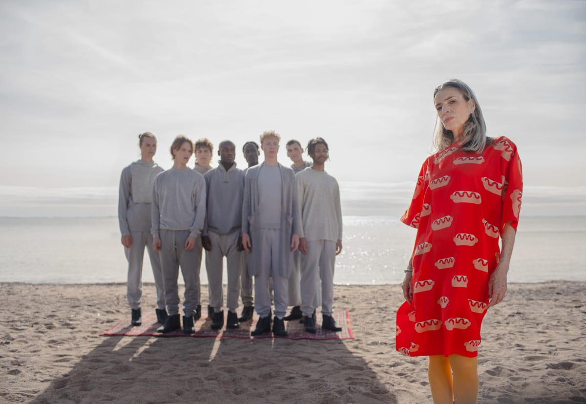 Generation Hot by Dasha Pears  Image: There’s a fire in her heart and ice in her mind. She is the power and is ready to take the lead. We’re ready to listen, we are ready to learn, we will be humble and will follow you, wherever you go, because we know that it’s the right direction.
Brands like “PureWaste” rethink the ways in which clothing is produced. They want to make the textile industry more ecological, that’s why they challenge themselves to think of better, more sustainable solutions for operations in production, sales and logistics. They question the norms and traditional ways of the textile industry, asking: could things be done differently after all? Change in the textile industry starts with all of us thinking about things in a new way. 