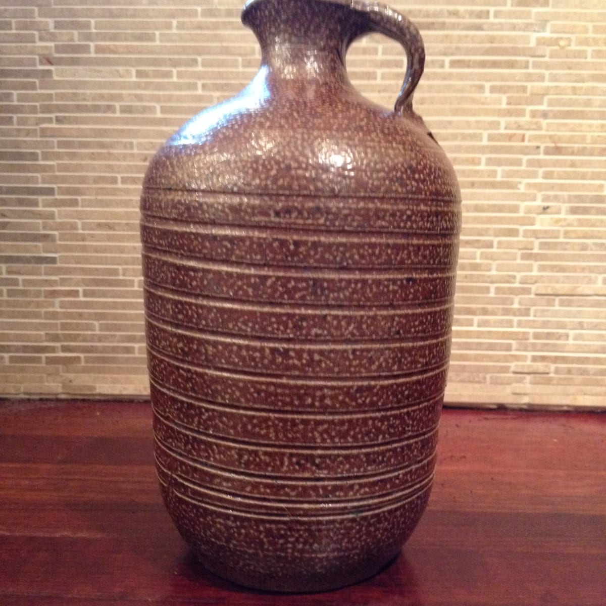 Brown Jar 