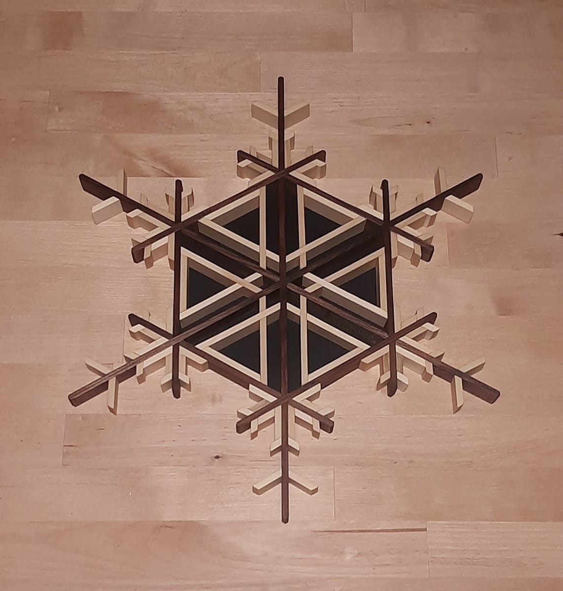 Tri-Burst by Robert E LeBlanc  Image: Red and Yellow Cedar. 14" diameter