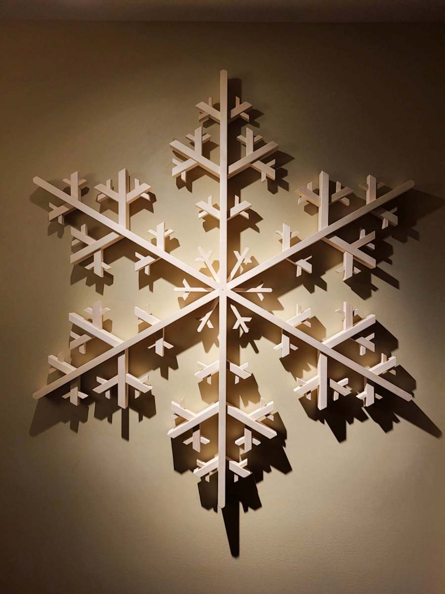 Aspen Flake by Rob LeBlanc, Image 1.