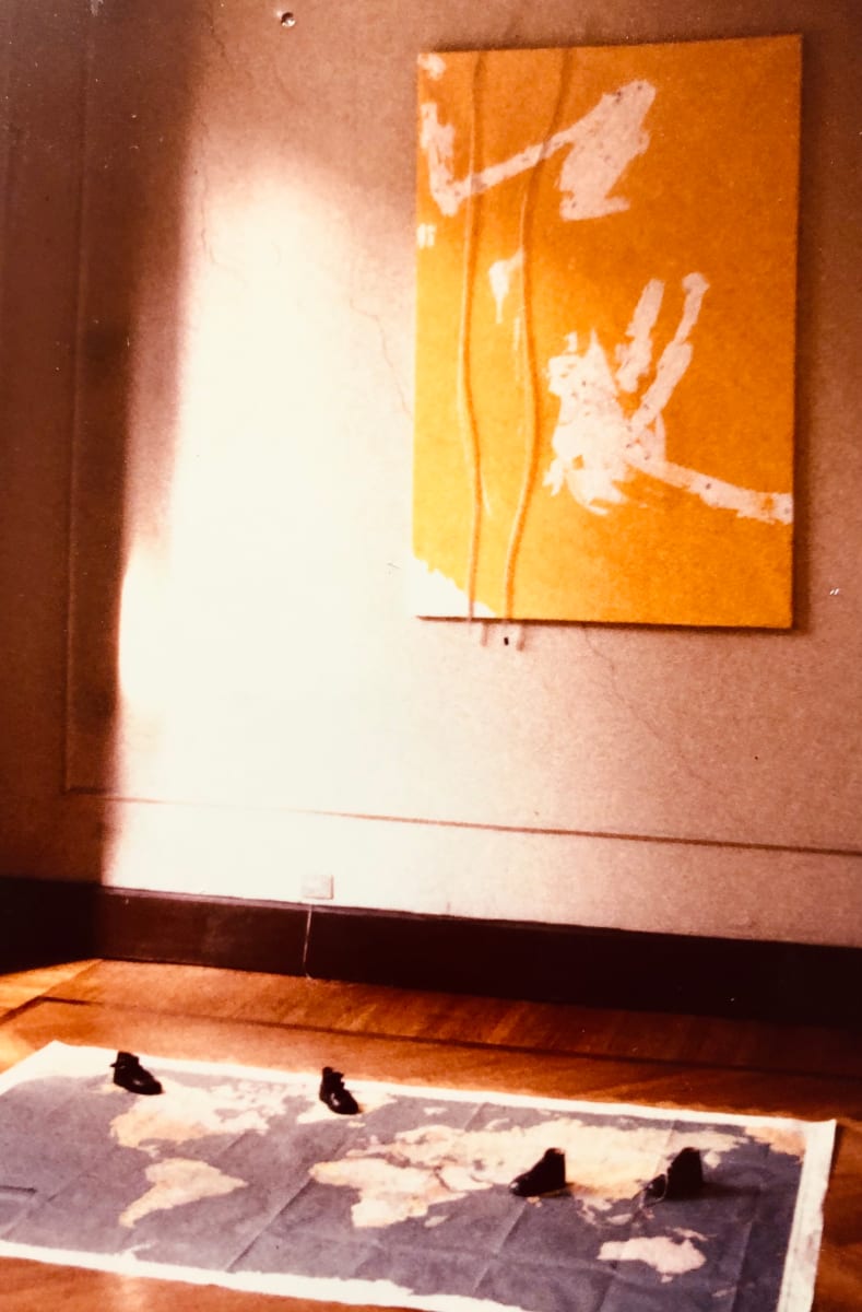 Schuhe auf der Landkarte by Renee Fabbiocchi, Image 2.