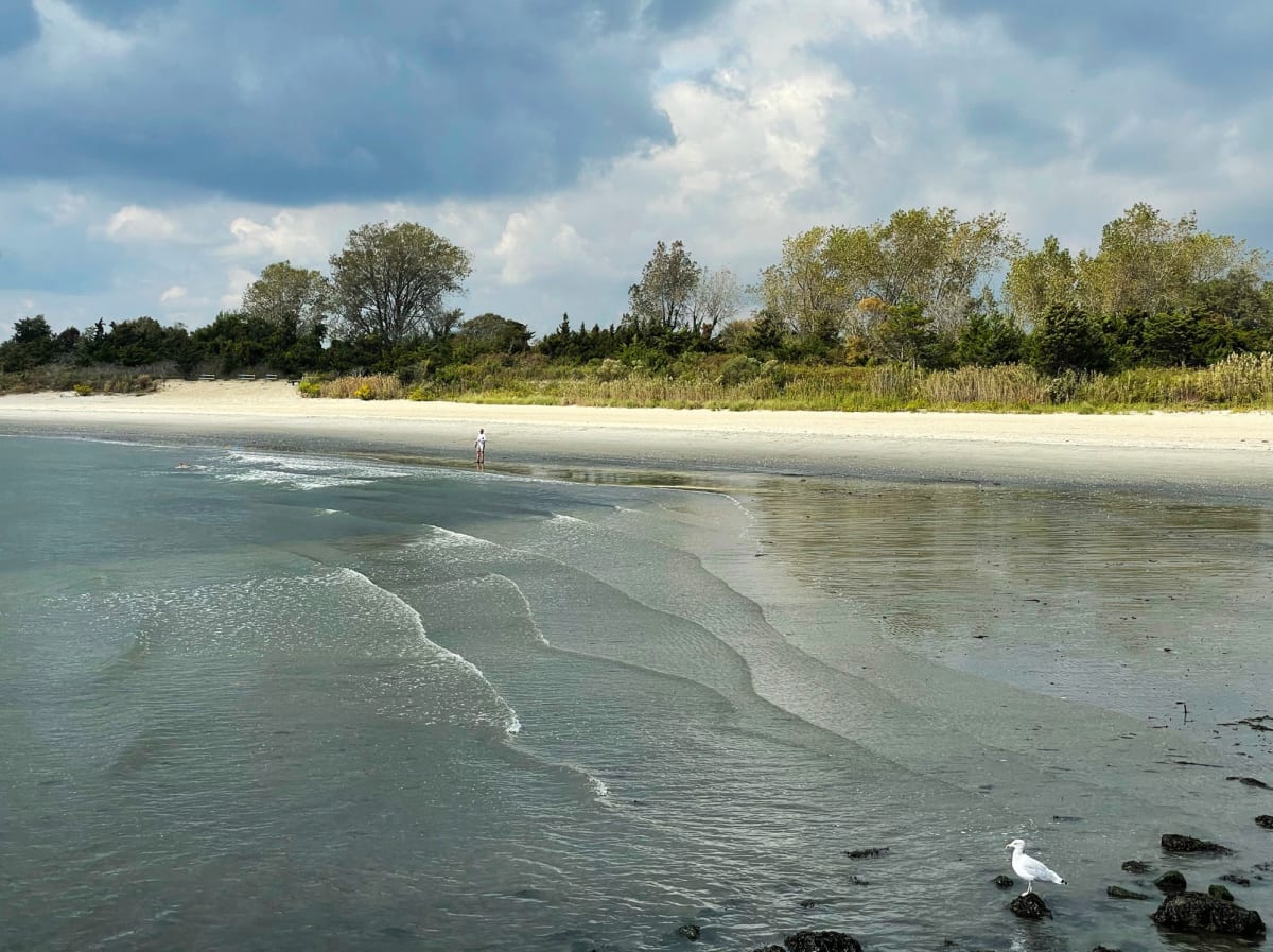 Fisherman 's Cove Gentle Waves, Image 1.