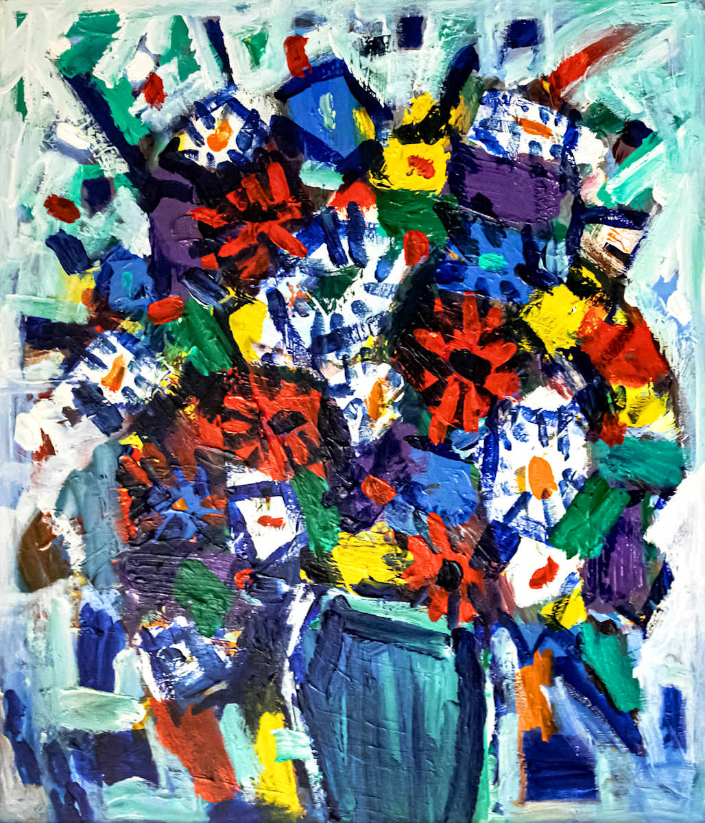 Flowers in Vase by Trần Lưu Hậu 