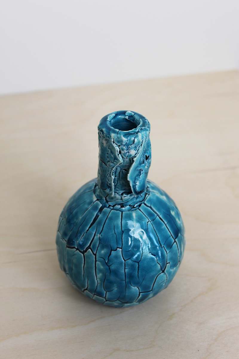 Blue Crackle Sphere Vase by Benjamin Teague, Image 6.