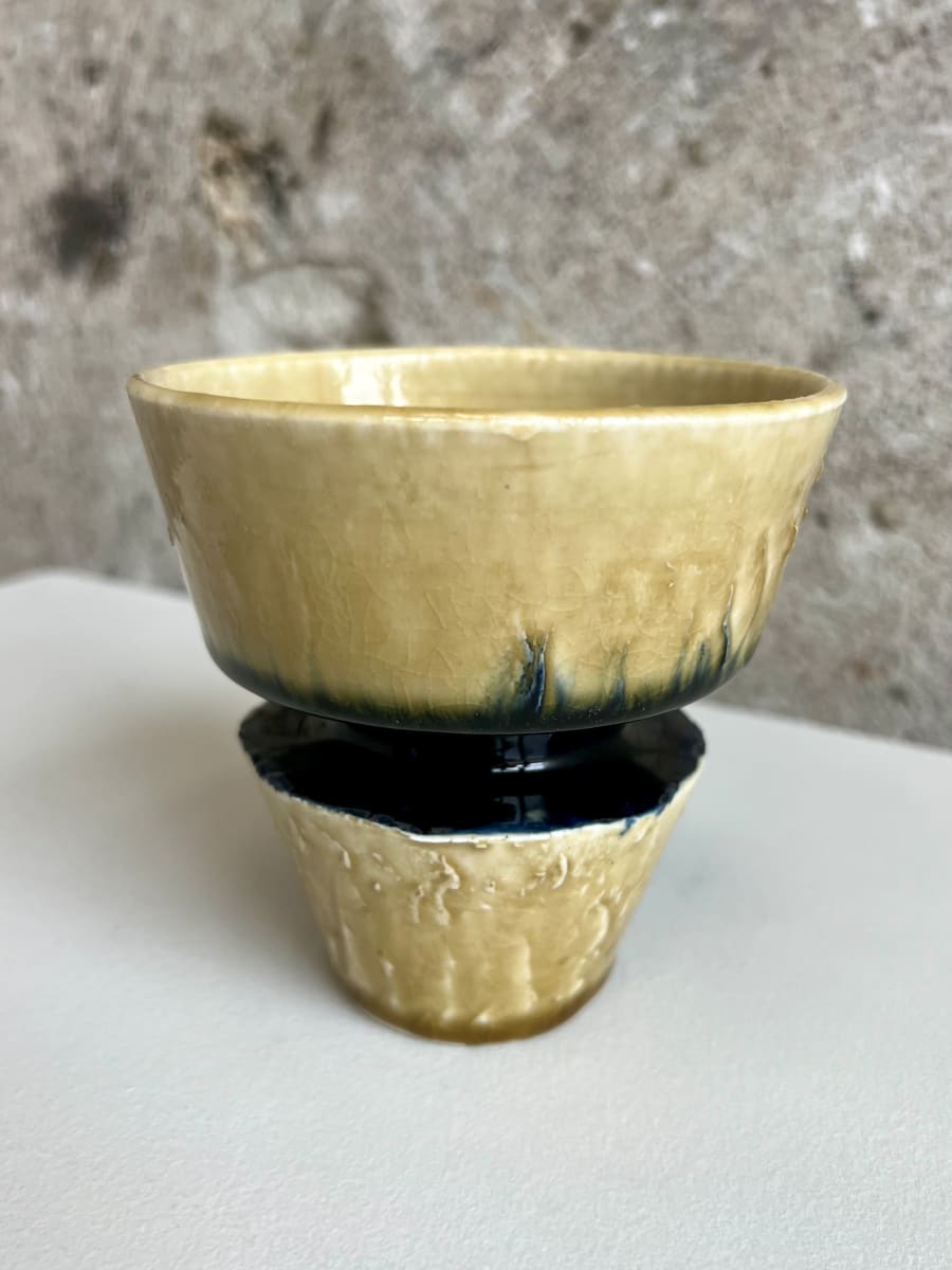 Tan Sliced Middle Pot by Benjamin Teague, Image 1.