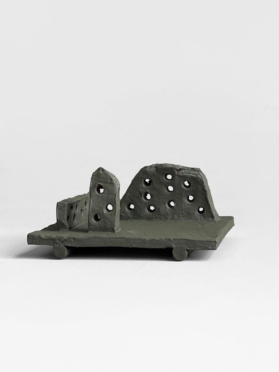 Holder (Caterpillar) by Jon Geiger, Image 1.