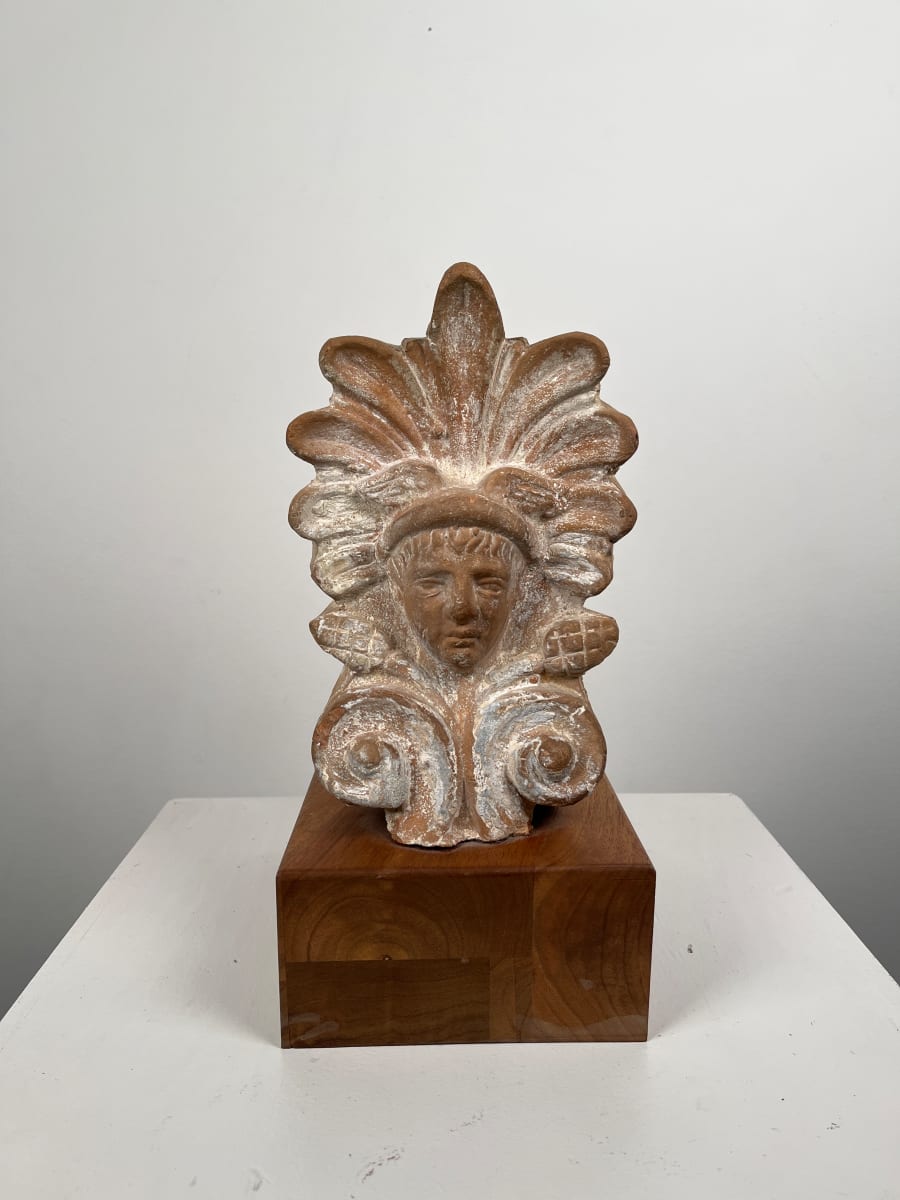 Acroterion, Image 1.