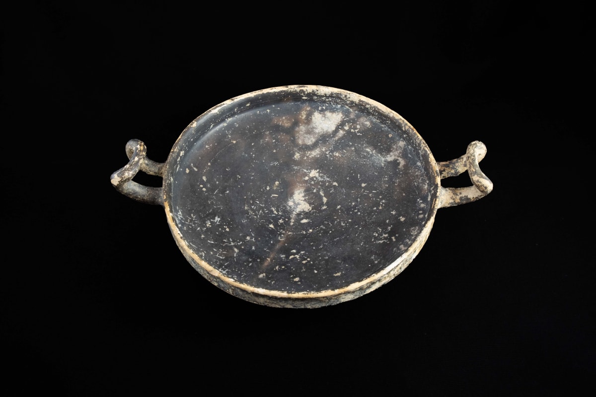 Stemless lekanis or kylix, cover lacking 