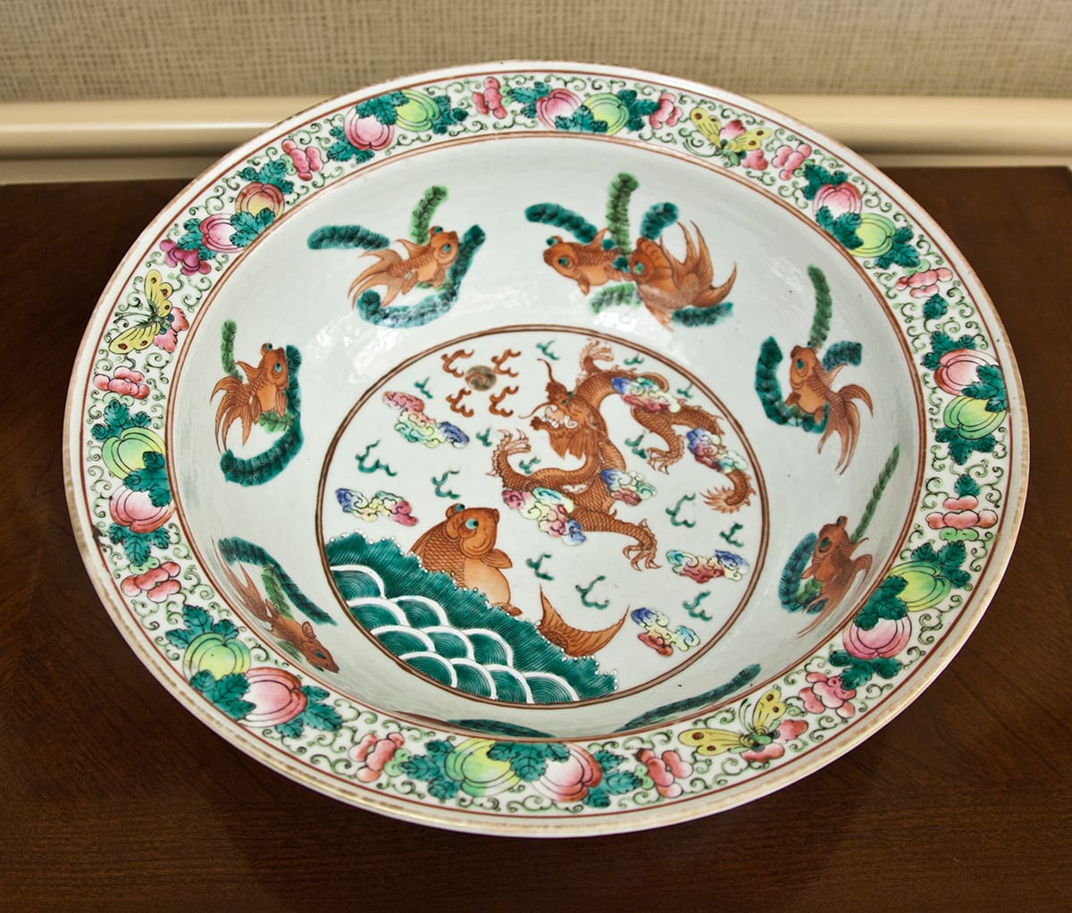 Wucai Bowl by Unknown 