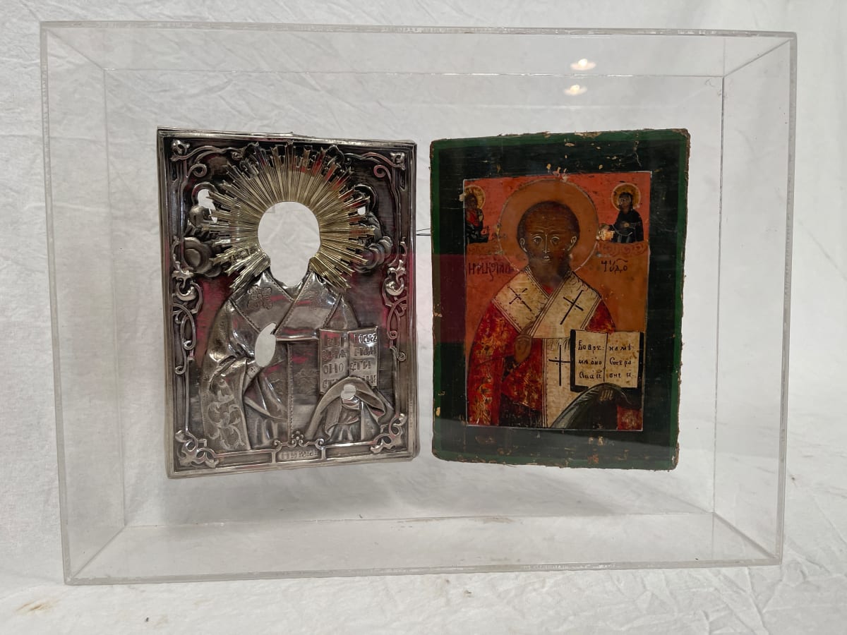 Saint Nicholas icon and Silver Riza  Image: Front