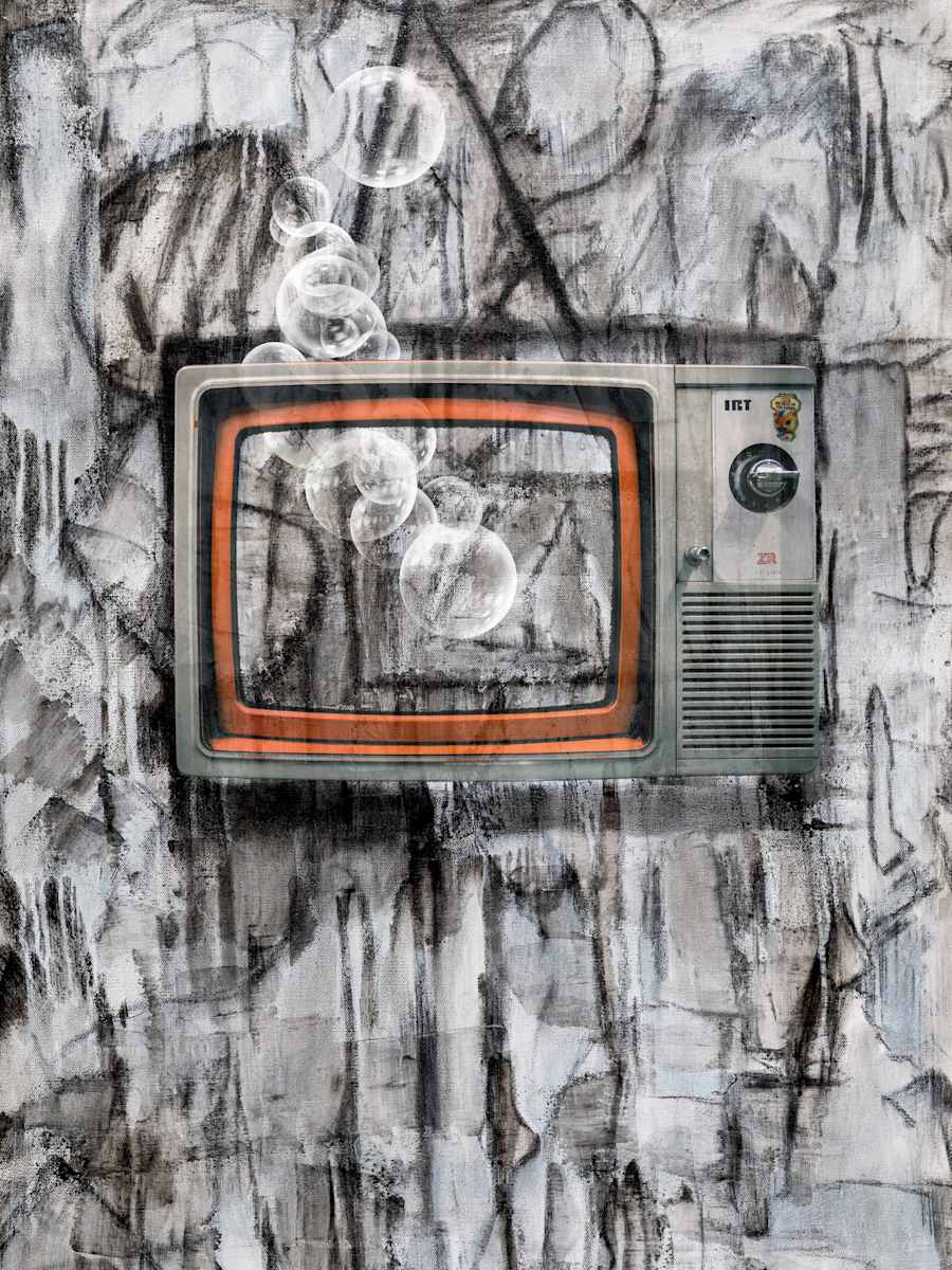 Bubble TV by Don Saban, Sharon Cannon, Image 1.