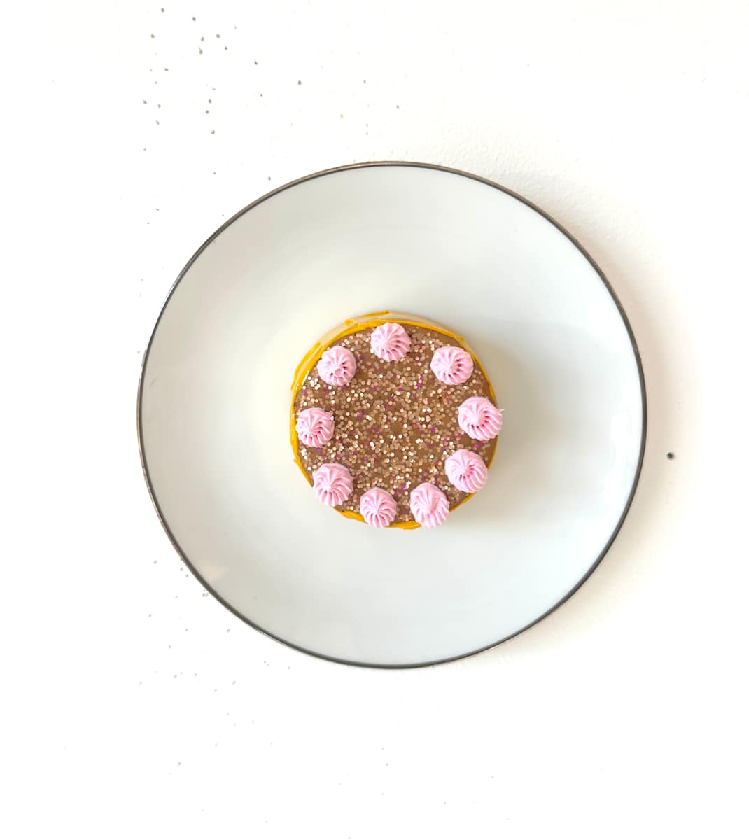 Cake #4 by Shiri Phillips 